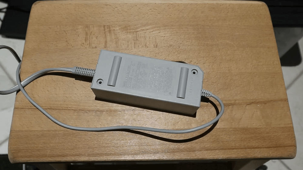 Lyyes Wii AC Adapter